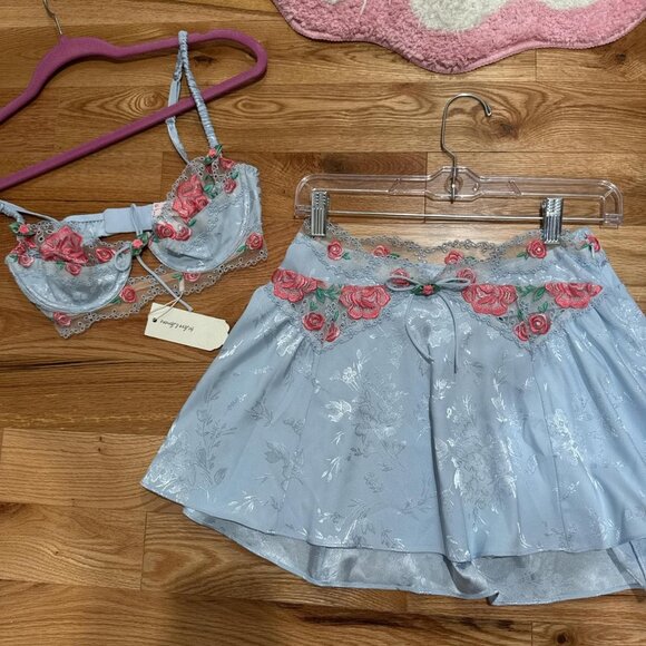 🌿For love and Lemons Vintage Rose Eyelet Bra + Slip Skirt Set 🌿💙 - Picture 6 of 8